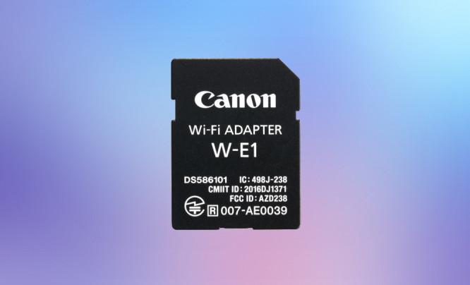 Canon Wi-Fi W-E1 - łączność bezprzewodowa dla EOS-a 7D II, 5DS i 5DS R